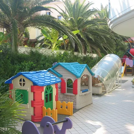 Apartahotel Oltremare 4*