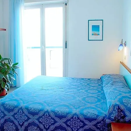 Oltremare Aparthotel 4*